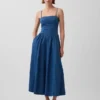 Trägerloses Jeans-Maxikleid