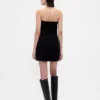 Trägerloses Minikleid aus Cord