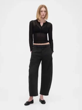 Twill-Hose mit mittlerer Leibhöhe und weitem Bein