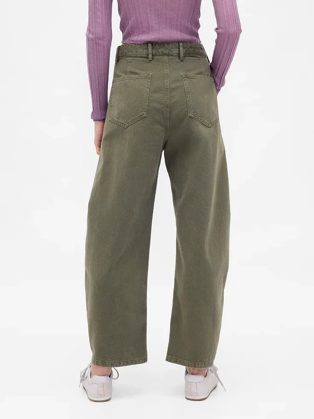 Twill-Hose mit mittlerer Leibhöhe und weitem Bein
