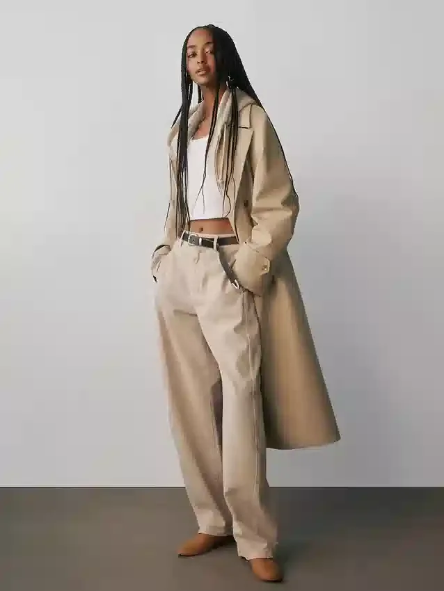 Twill-Hose mit mittlerer Leibhöhe und weitem Bein