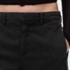 Twill-Hose mit mittlerer Leibhöhe und weitem Bein