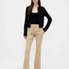 Twill-Hose mit niedriger Leibhöhe, lang und schmal geschnitten