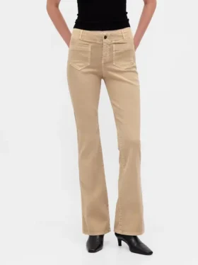 Twill-Hose mit niedriger Leibhöhe, lang und schmal geschnitten
