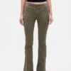 Twill-Hose mit niedriger Leibhöhe, lang und schmal geschnitten