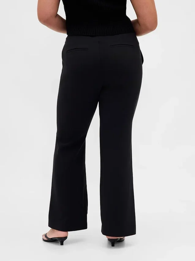 Twill-Hose mit niedriger Leibhöhe und ausgestelltem Bein