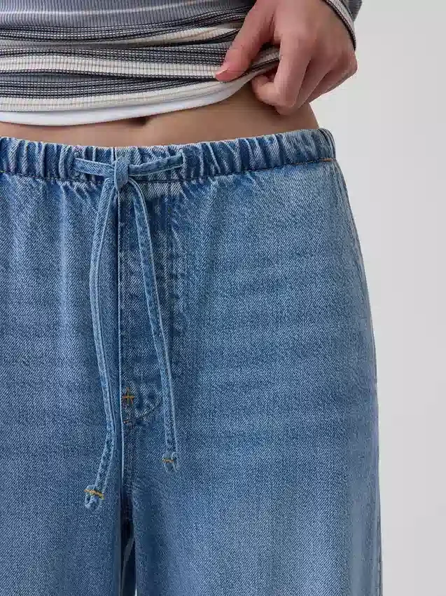 Ultrasoft Easy Barrel Jeans mit hoher Leibhöhe