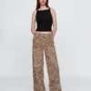 Ultrweiche Baggy-Jeans mit Leopardenmuster und mittlerer Leibhöhe