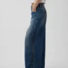 Ultrweiche Baggy-Jeans mit Nieten und mittlerer Leibhöhe