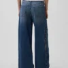 Ultrweiche Baggy-Jeans mit Nieten und mittlerer Leibhöhe