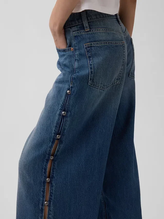 Ultrweiche Baggy-Jeans mit Nieten und mittlerer Leibhöhe