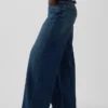 Ultrweiche Baggy-Jeans mit Schnalle und mittlerer Leibhöhe
