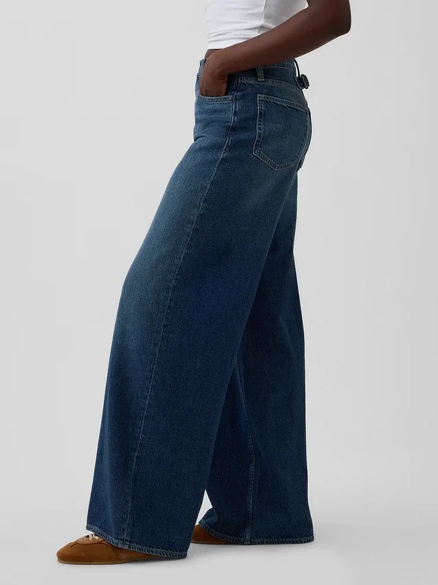 Ultrweiche Baggy-Jeans mit Schnalle und mittlerer Leibhöhe