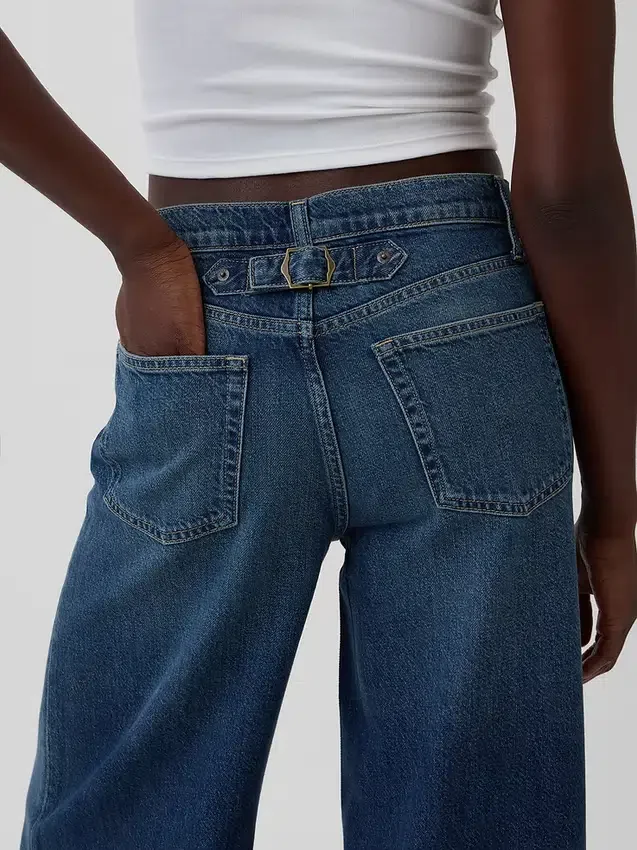 Ultrweiche Baggy-Jeans mit Schnalle und mittlerer Leibhöhe