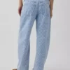 Ultrweiche Barrel-Jeans mit niedriger Leibhöhe