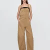 Ultrweiche Denim-Latzhose im Horseshoe-Stil
