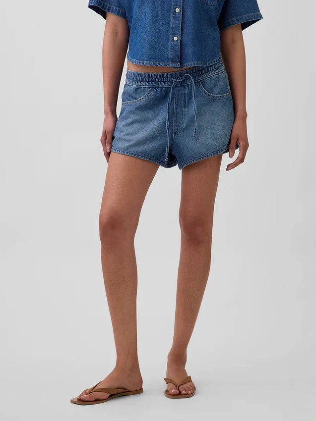 Ultrweiche Denim-Shorts „Easy Dolphin“ mit mittlerer Leibhöhe