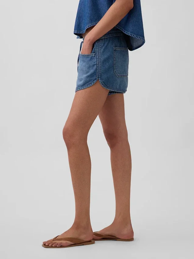 Ultrweiche Denim-Shorts „Easy Dolphin“ mit mittlerer Leibhöhe