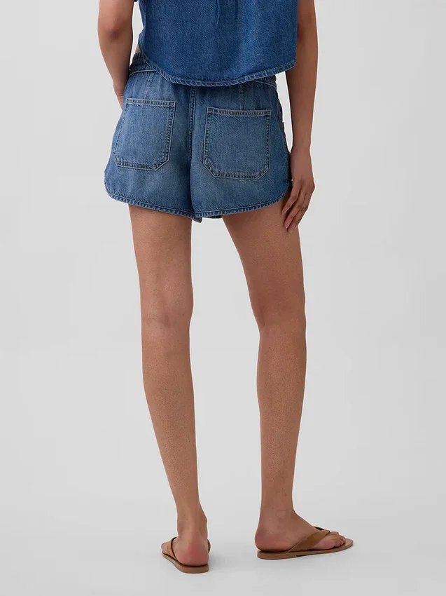 Ultrweiche Denim-Shorts „Easy Dolphin“ mit mittlerer Leibhöhe