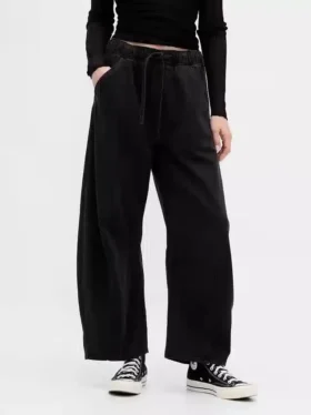Ultrweiche „Easy Horseshoe“-Jeans mit mittlerer Leibhöhe
