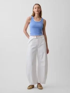 Ultrweiche Horseshoe-Jeans mit hoher Leibhöhe und Gürtel