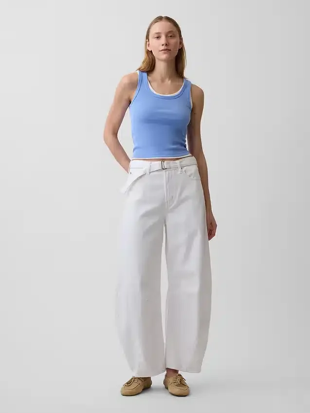 Ultrweiche Horseshoe-Jeans mit hoher Leibhöhe und Gürtel