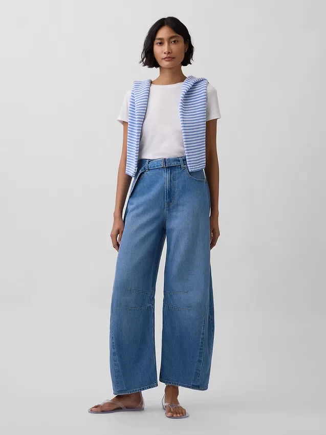 Ultrweiche Horseshoe-Jeans mit hoher Leibhöhe und Gürtel