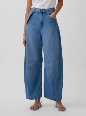 Ultrweiche Horseshoe-Jeans mit hoher Leibhöhe und Gürtel