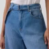 Ultrweiche Horseshoe-Jeans mit hoher Leibhöhe und Gürtel