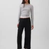 Ultrweiche, locker sitzende Crop-Jeans im 90er-Jahre-Stil mit niedriger Leibhöhe
