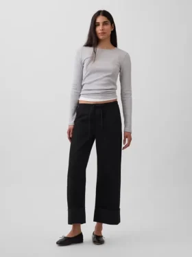 Ultrweiche, locker sitzende Crop-Jeans im 90er-Jahre-Stil mit niedriger Leibhöhe