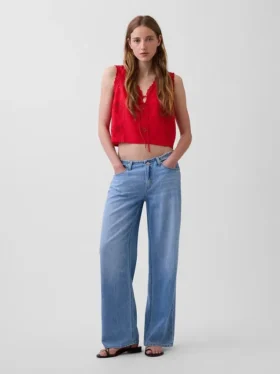 Ultrweiche, locker sitzende Jeans im 90er-Jahre-Stil mit niedriger Leibhöhe
