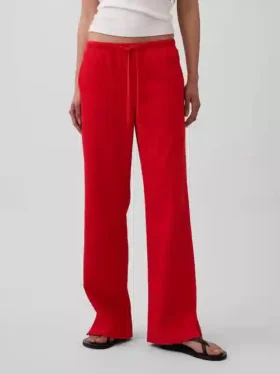 Ultrweiche, locker sitzende Jeans im 90er-Jahre-Stil mit niedriger Leibhöhe