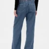 Ultrweiche, locker sitzende Jeans im 90er-Jahre-Stil mit niedriger Leibhöhe