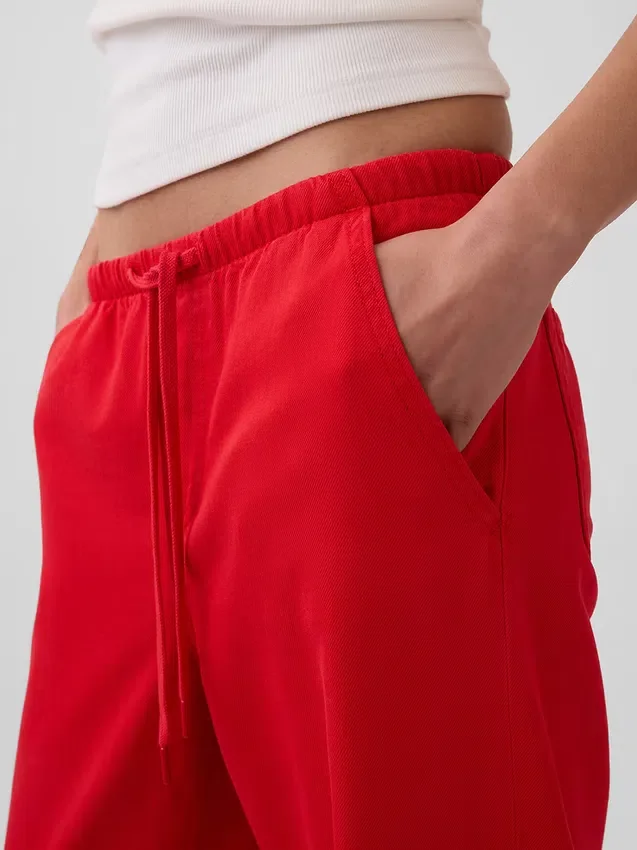Ultrweiche, locker sitzende Jeans im 90er-Jahre-Stil mit niedriger Leibhöhe