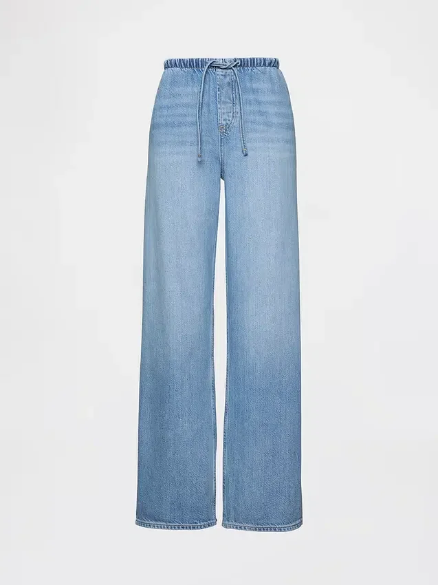 Ultrweiche, locker sitzende Jeans im 90er-Jahre-Stil mit niedriger Leibhöhe