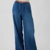 Ultrweiche, locker sitzende Jeans mit mittlerer Leibhöhe