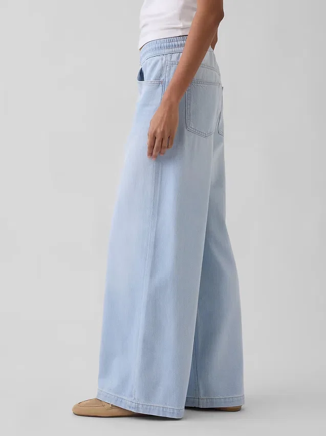 Ultrweiche, locker sitzende Jeans mit mittlerer Leibhöhe