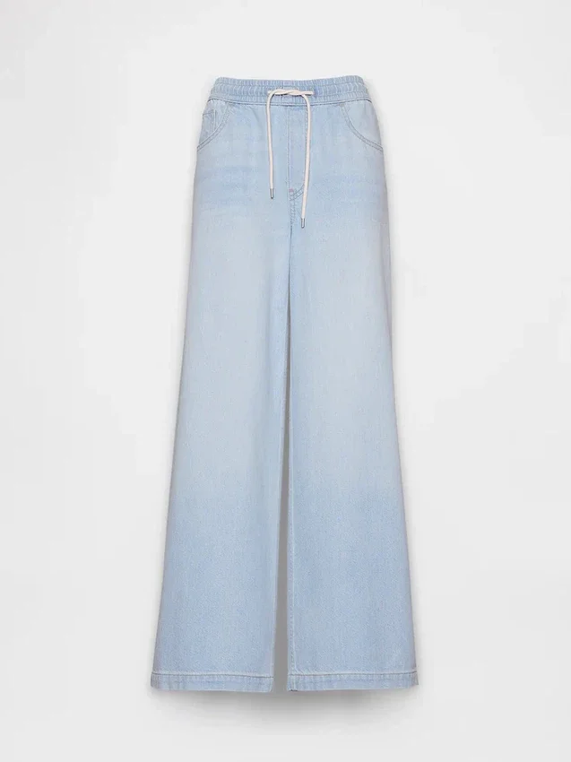 Ultrweiche, locker sitzende Jeans mit mittlerer Leibhöhe