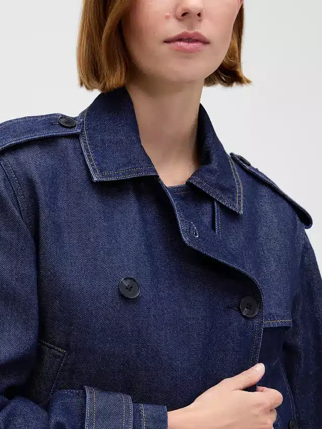 Ultrweiche, verkürzte Trenchjacke aus Denim