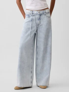 Ultrweiche, weit geschnittene Micro-Gürtel-Jeans mit mittlerer Leibhöhe