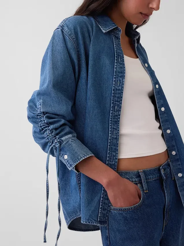 Ultrweiches Denim-Hemd in Oversize-Passform mit gerafften Ärmeln