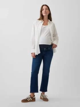 Umstandsjeans mit durchgehendem Einsatz im 90er-Jahre-Stil, schmal geschnitten, gerade Beinschnitt, verkürzt