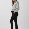 Umstandsjeans mit durchgehendem Einsatz in schmaler Passform