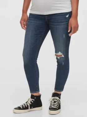 Umstandsmode-Jeans im Skinny-Schnitt mit eingesetzten Einsätzen und Knöchellänge
