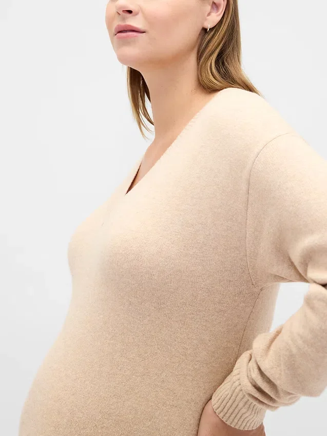 Umstandsmode-Pullover-Kleid „CashSoft“ mit V-Ausschnitt