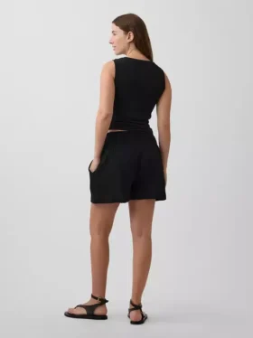 Umstandsshorts mit Bauchfreiraum