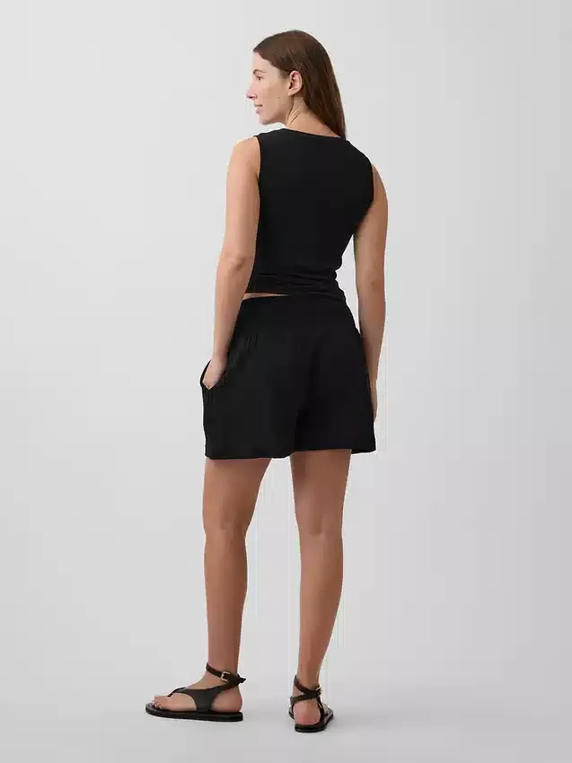 Umstandsshorts mit Bauchfreiraum