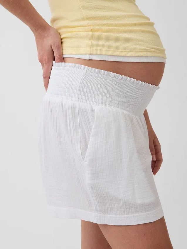 Umstandsshorts mit Bauchfreiraum