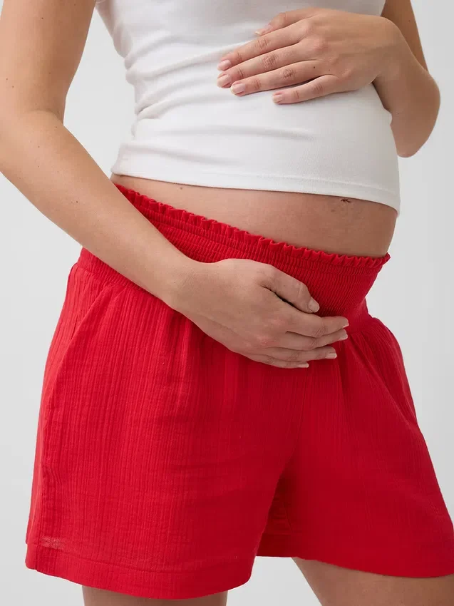 Umstandsshorts mit Bauchfreiraum